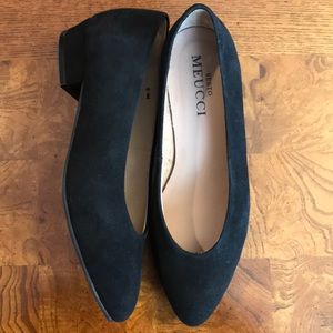 Black Sesto Meucci Shoes (size 6)